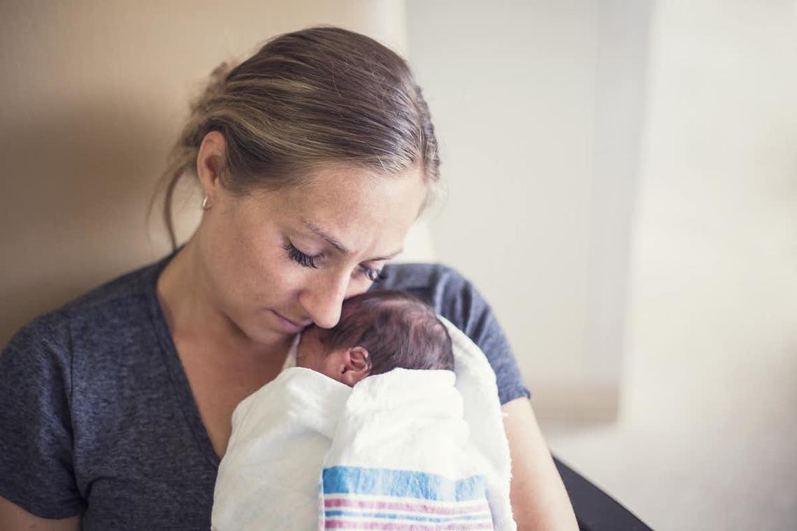 Babies who room-in with opioid-dependent mothers may have a greater chance of remaining in their mother’s custody upon discharge from hospital.