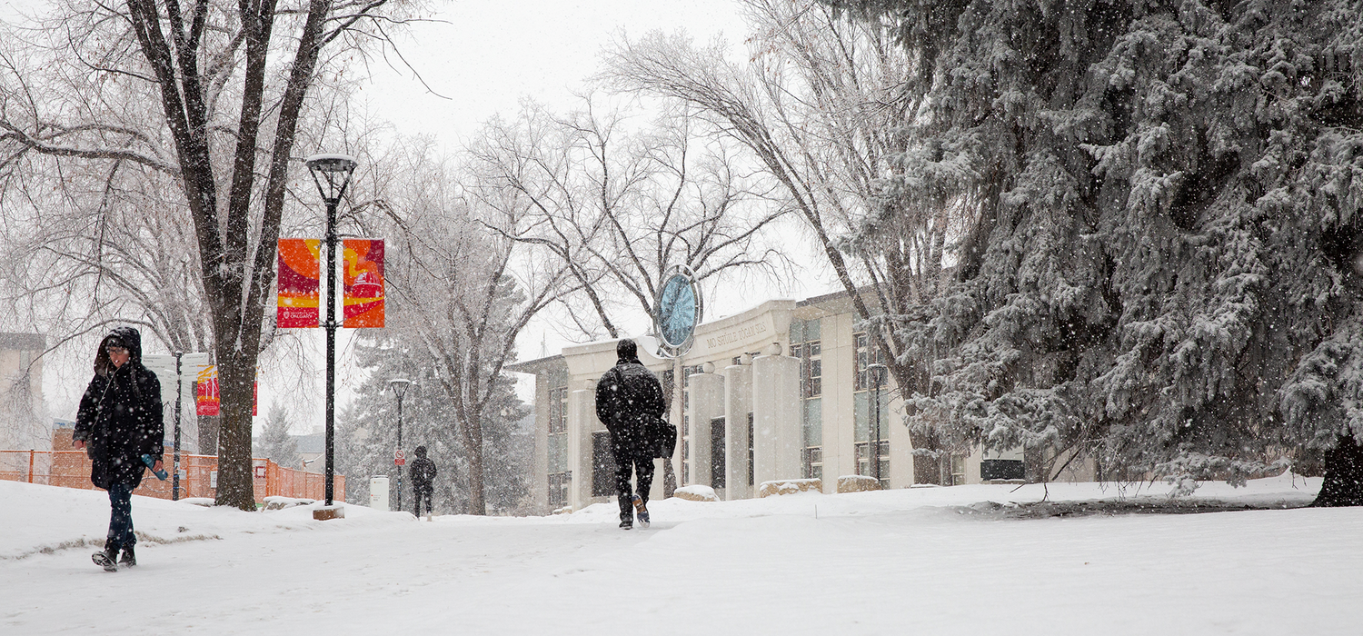 Students on UCalgary campus at Winter