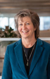 Dr. Ellen Perrault