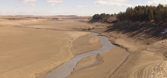 'A race against time': Alberta community chasing solutions after months of hauling water