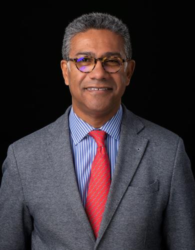 Dr. Carlos Morillo