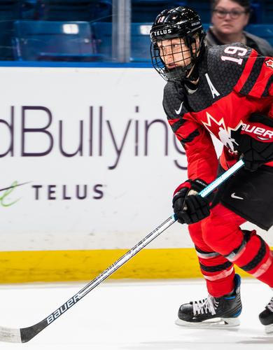  Brianne Jenner returns to the Winter Olympics in her role as alternate captain for the Canadian women's hockey team. 